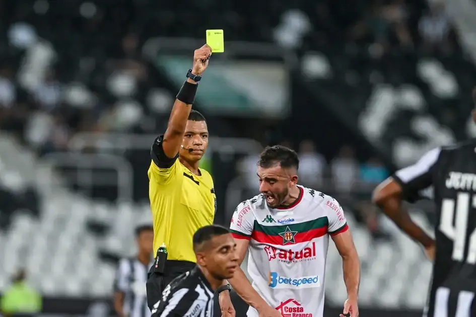Novas regras buscam coibir cera no futebol cearense