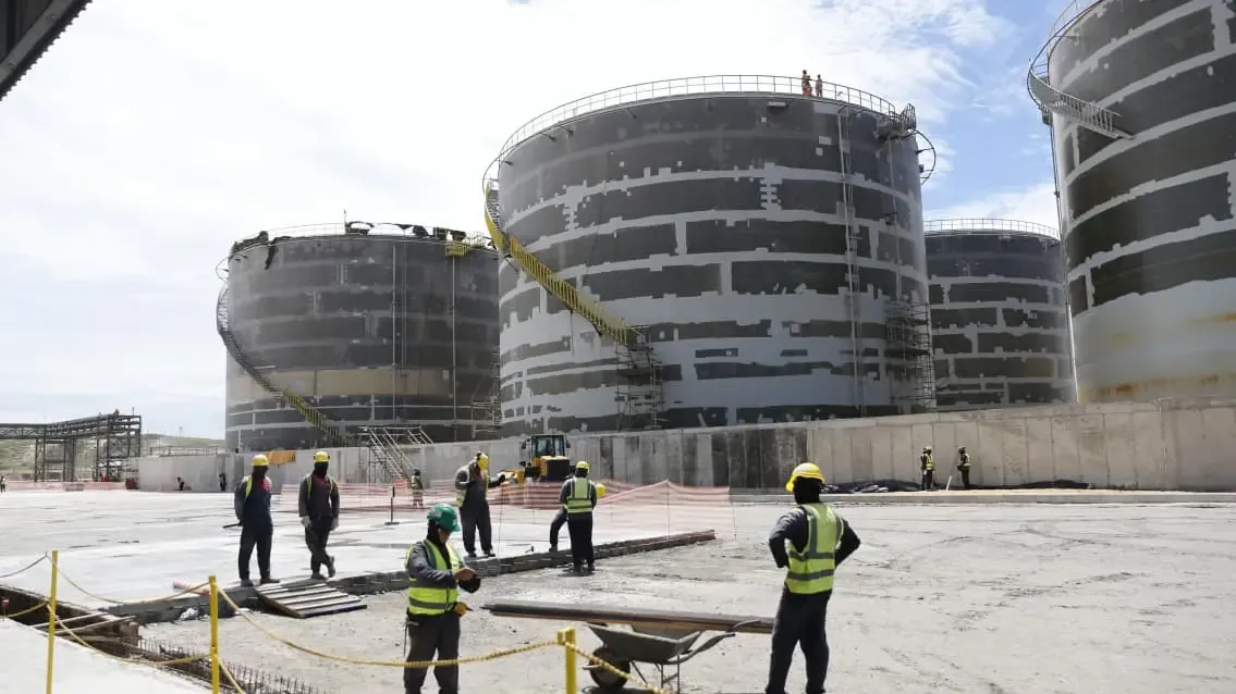 Novo parque de tancagem do Pecém promete reduzir preço dos combustíveis