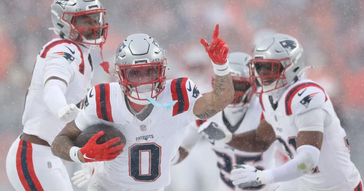 Patriots Ignoram Neve e Vencem Broncos, Carimbando Vaga no Super Bowl LX