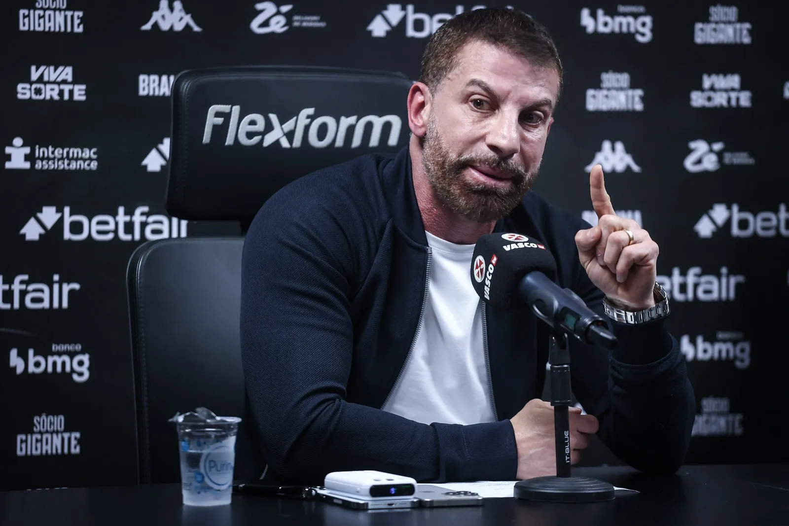 Pedrinho desabafa após afastamento da SAF do Vasco
