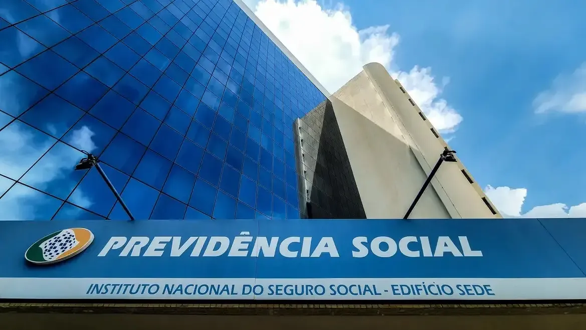 PF indicia 48 por desvio de R$ 708 milhões do INSS