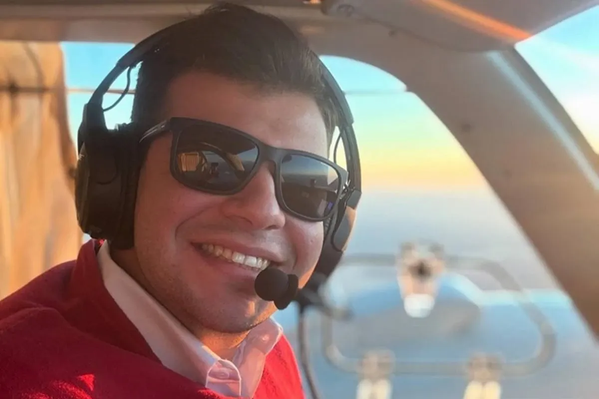 Pilotos testavam aeronave: quem são vítimas de queda de avião em SP
