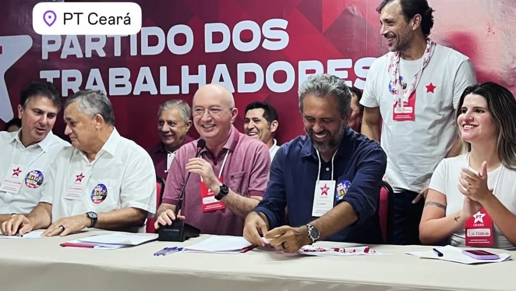 PT-CE aprova reeleição de Elmano de Freitas para Governo