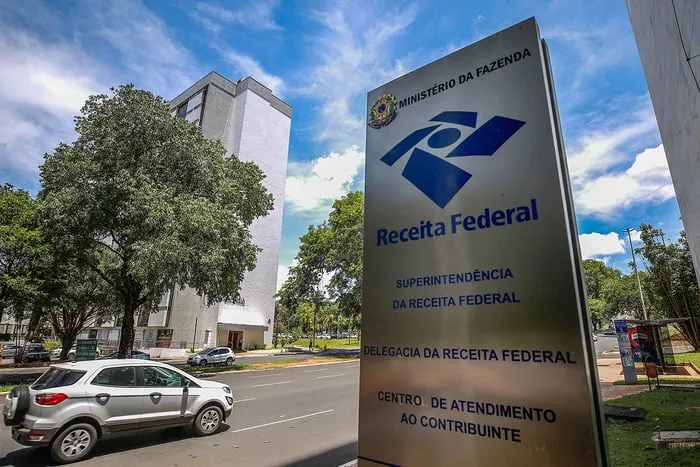 Receita Federal libera terceiro lote de restituição do IR