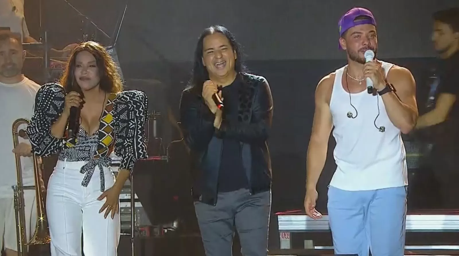 Safadão Surpreende com Dupla Ex-Calcinha Preta e Anuncia Novo DVD em Salvador