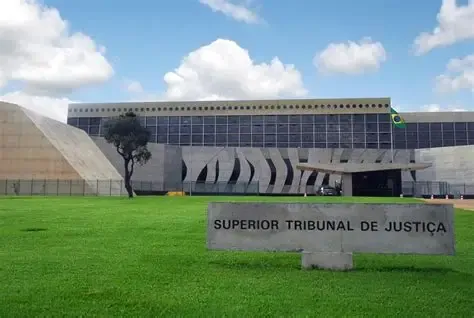 STJ proíbe empréstimos consignados em domicílio para idosos