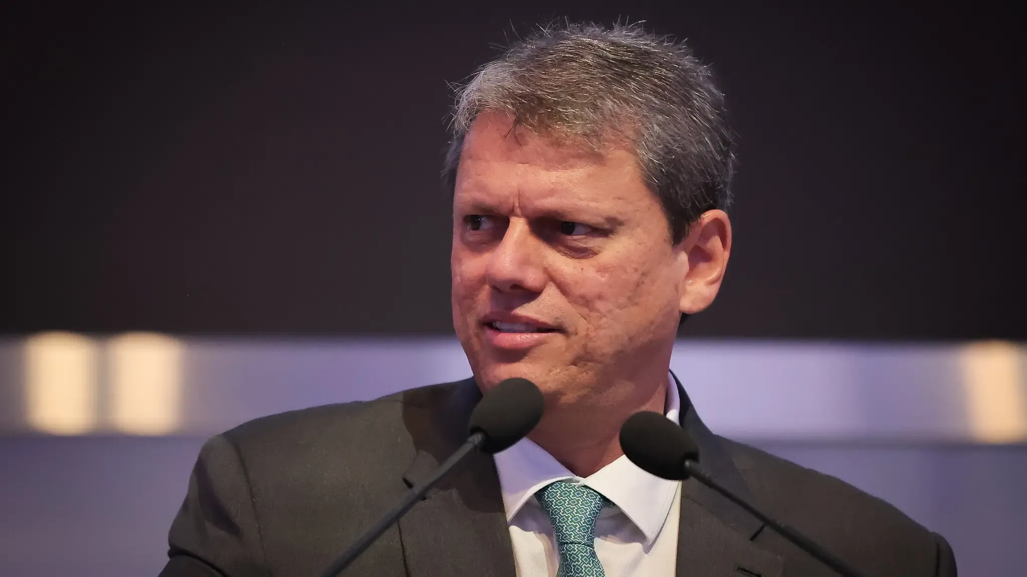 Tarcísio lança candidatura à reeleição em SP
