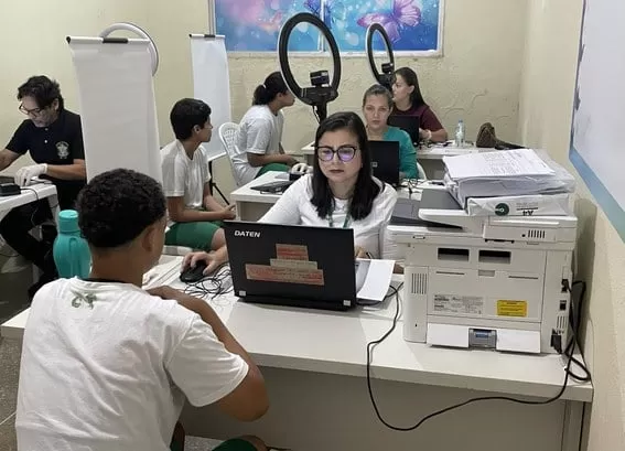 TRE-CE leva inclusão eleitoral a mais de 200 adolescentes em centros socioeducativos de Fortaleza