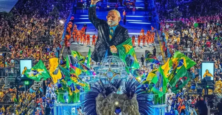 TSE rejeita pedido do PL contra Lula em desfile de samba, não vê mérito