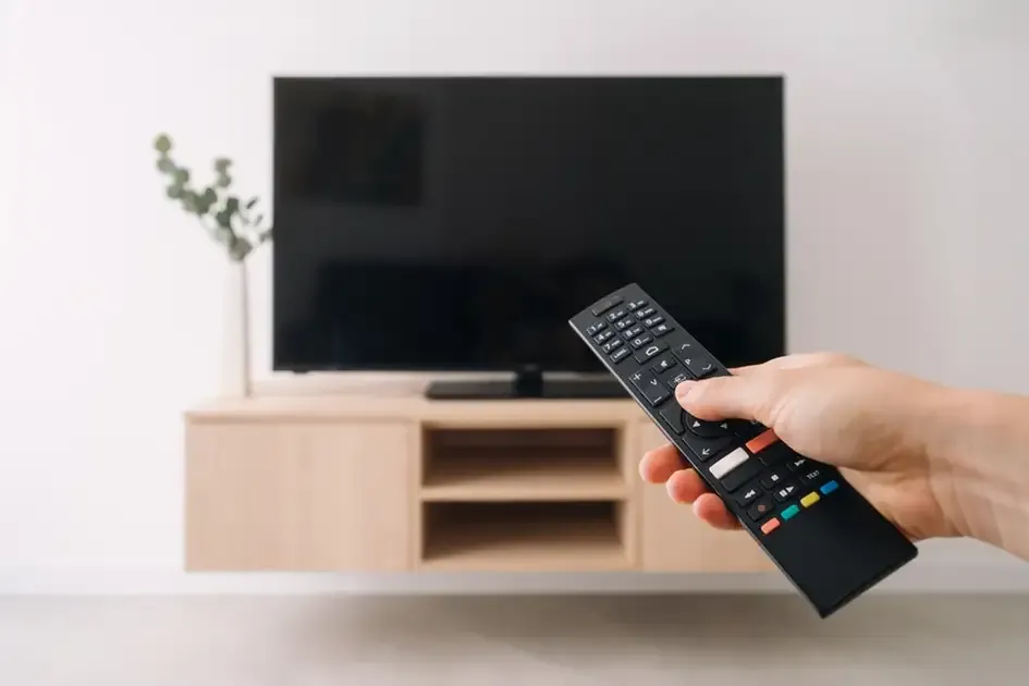 TV Verdes Mares distribui antenas digitais em Fortaleza