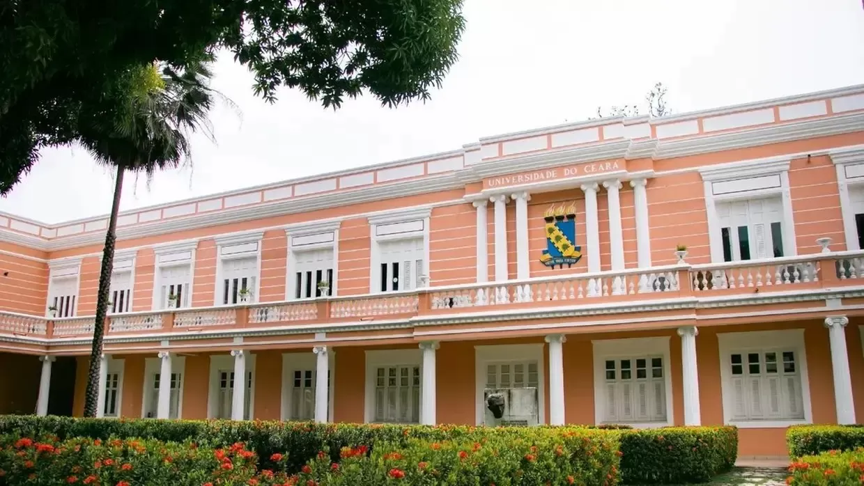 UFC demite servidores por assédio sexual em marco inédito para a instituição