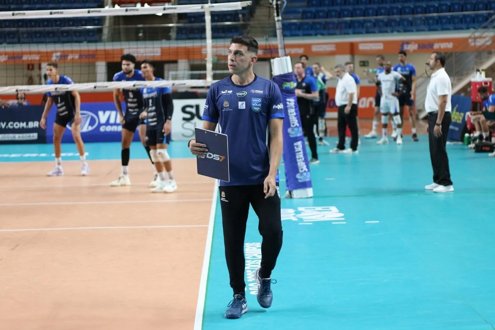 Vôlei São José renova com técnico Flávio Tavares
